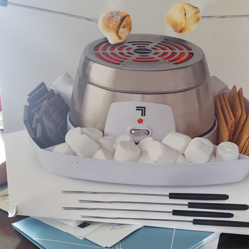 Smores  table top maker 4lbs